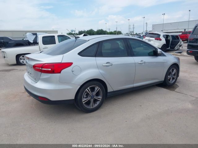 1FADP3FE4JL238005 Ford FOCUS SE