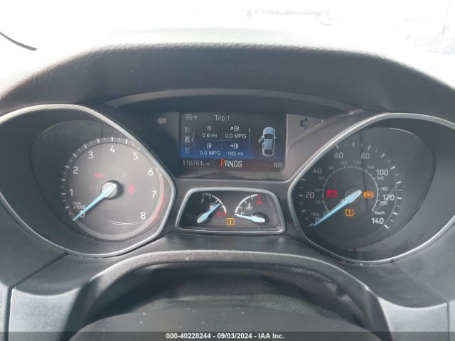 1FADP3FE4JL238005 Ford FOCUS SE