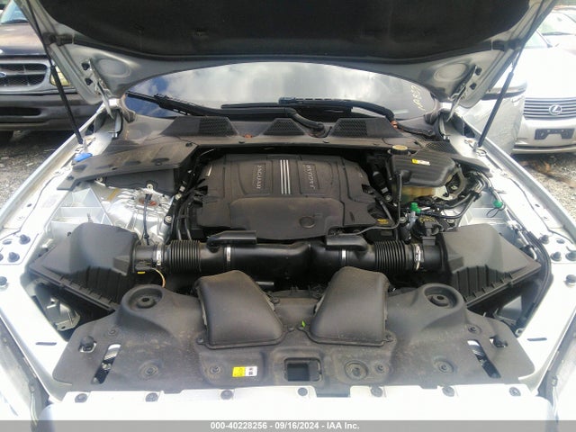 2015 JAGUAR XJ SAJWA1CZ1F8V90843 Photo 9