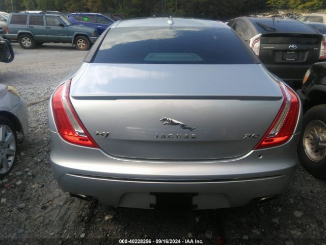 Jaguar XJ 2015 SAJWA1CZ1F8V90843 Image 16