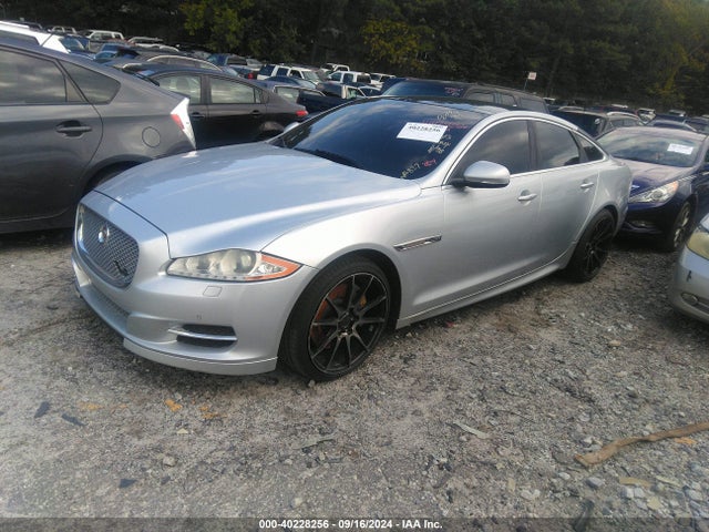 2015 JAGUAR XJ SAJWA1CZ1F8V90843 Photo 1