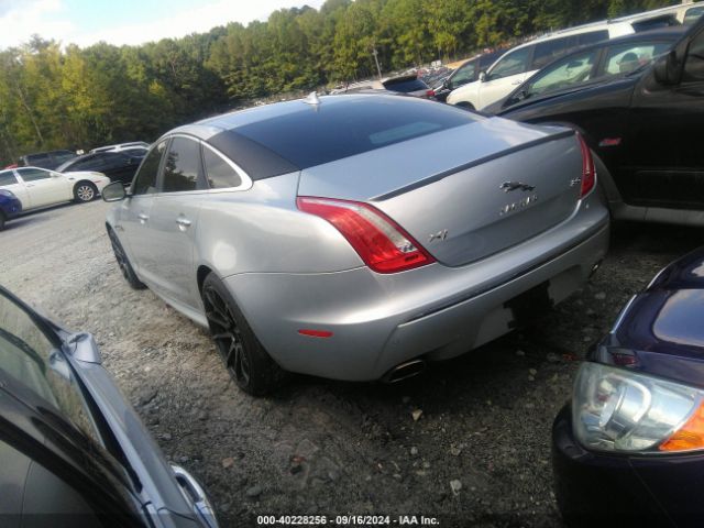 2015 JAGUAR XJ SAJWA1CZ1F8V90843 Photo 2