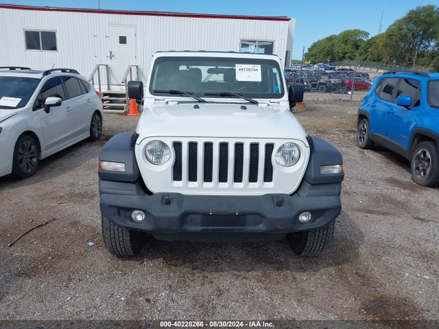 1C4GJXAN2KW524104 Jeep Wrangler Sport S 4x4