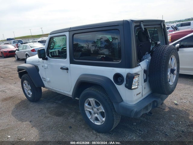 1C4GJXAN2KW524104 Jeep Wrangler Sport S 4x4