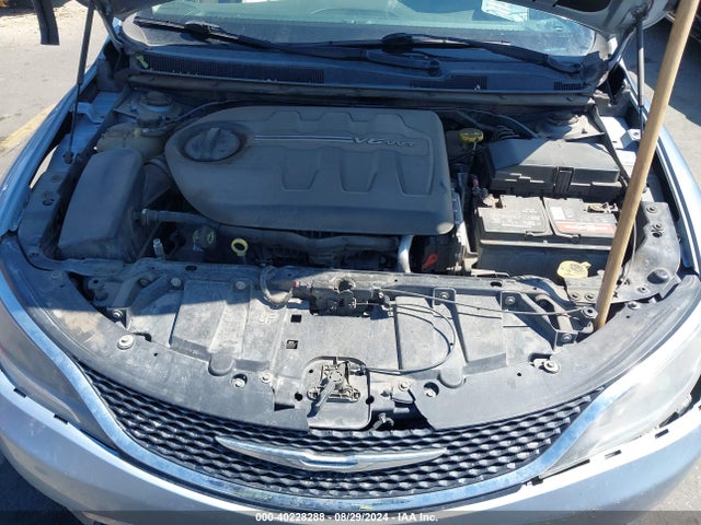 Chrysler 200 C 2015 1C3CCCCG3FN609534 Image 10