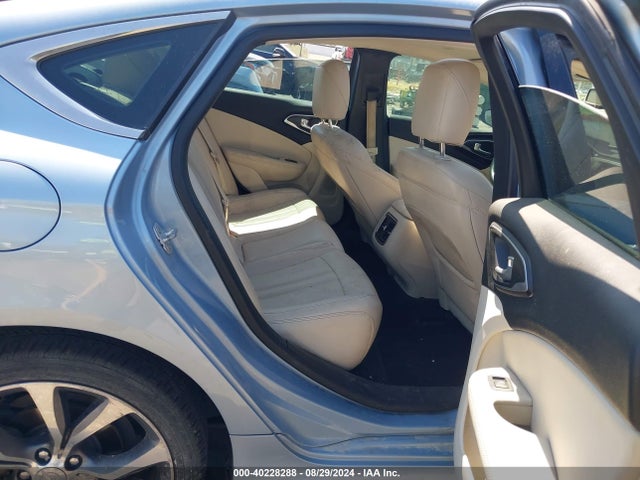 Chrysler 200 C 2015 1C3CCCCG3FN609534 Image 8