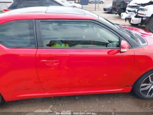 JTKJF5C70FJ008944 Scion TC