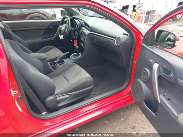 JTKJF5C70FJ008944 Scion TC