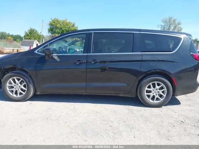 Chrysler Voyager Lx 2022 2C4RC1CG5NR219028 Image 15