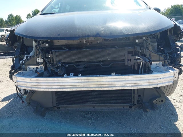 2C4RC1CG5NR219028 Chrysler Voyager Lx