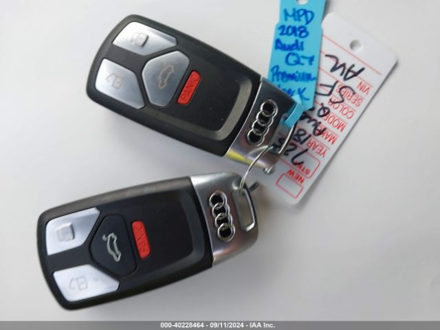 WA1LAAF71JD018435 Audi Q7 3.0t Premium