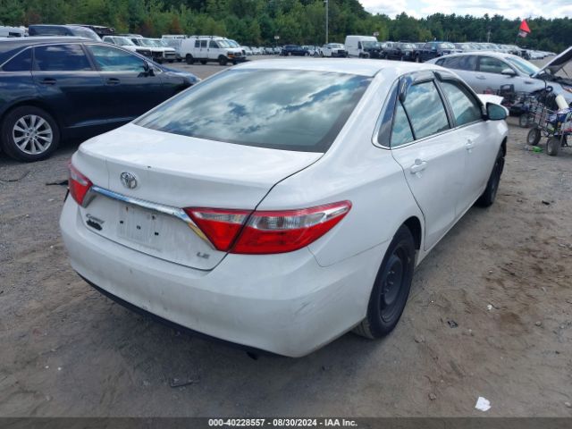 2015 TOYOTA CAMRY 4T1BF1FK4FU027737 Photo 3
