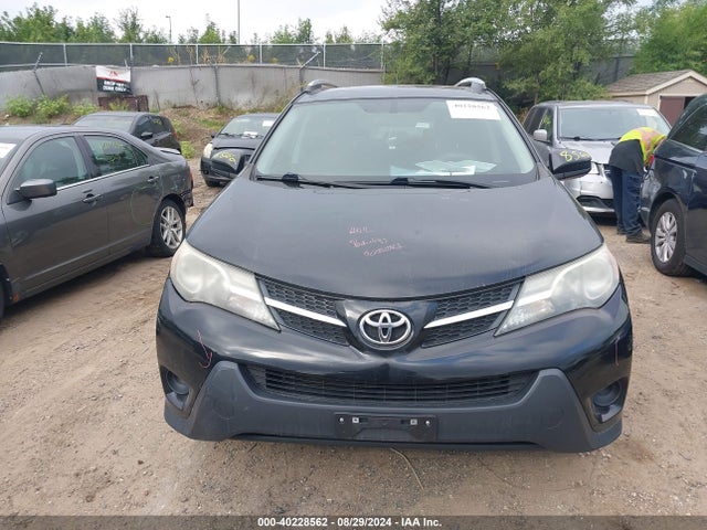 Toyota RAV4 LE 2014 2T3ZFREV7EW113767 Image 12