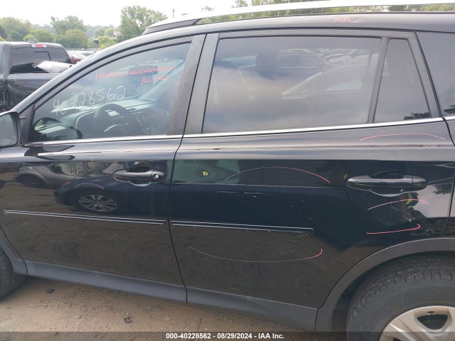 Toyota RAV4 LE 2014 2T3ZFREV7EW113767 Image 14