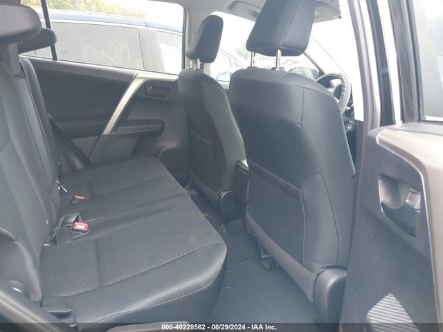 Toyota RAV4 LE 2014 2T3ZFREV7EW113767 Image 8