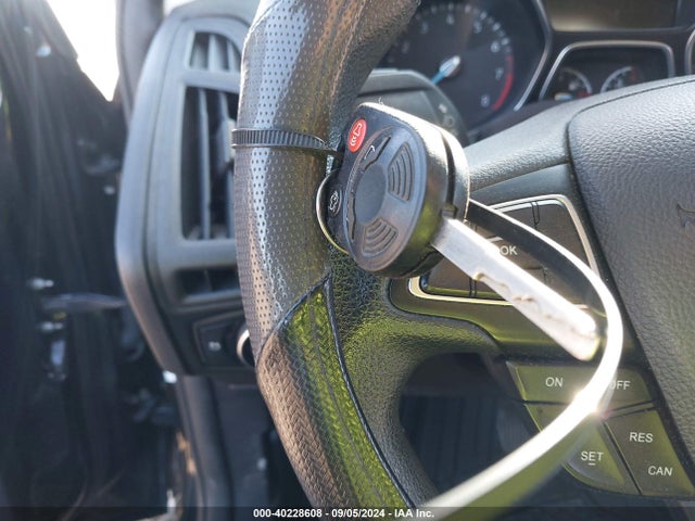 Ford FOCUS SE 2015 1FADP3F29FL242838 Image 11