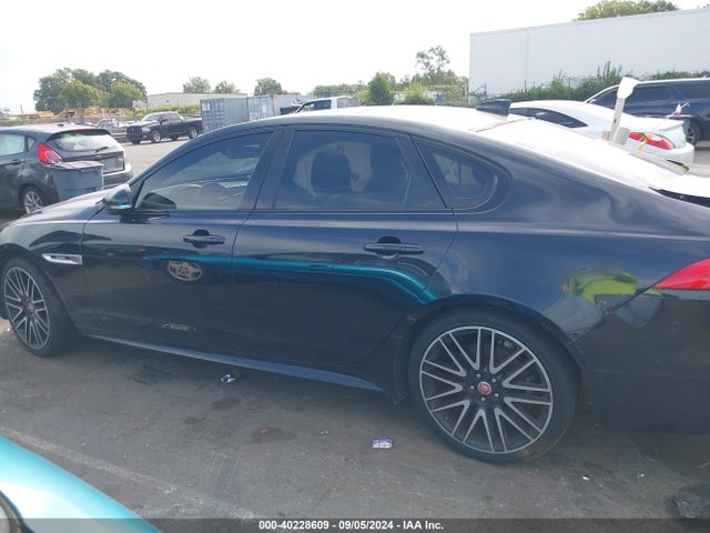 SAJBF4BV8HCY43348 Jaguar Xf 35t R-sport