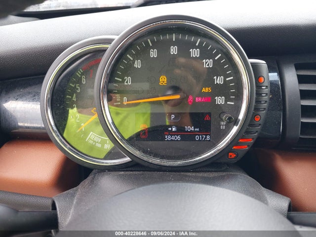 2017 MINI HARDTOP WMWXP5C30H3C64018 Photo 6