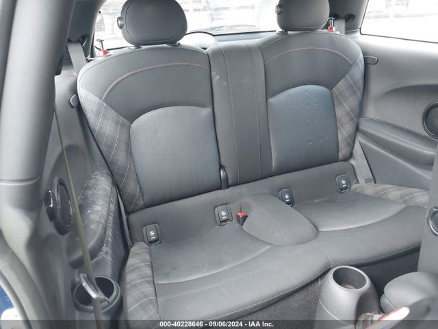 2017 MINI HARDTOP WMWXP5C30H3C64018 Photo 7