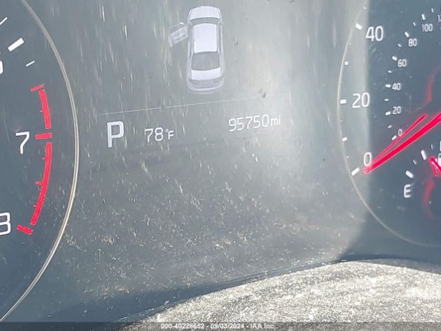 KNALC4J11H5090077 KIA Cadenza Premium