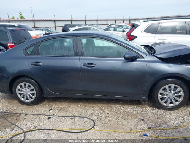3KPF24AD6NE474742 KIA FORTE FE
