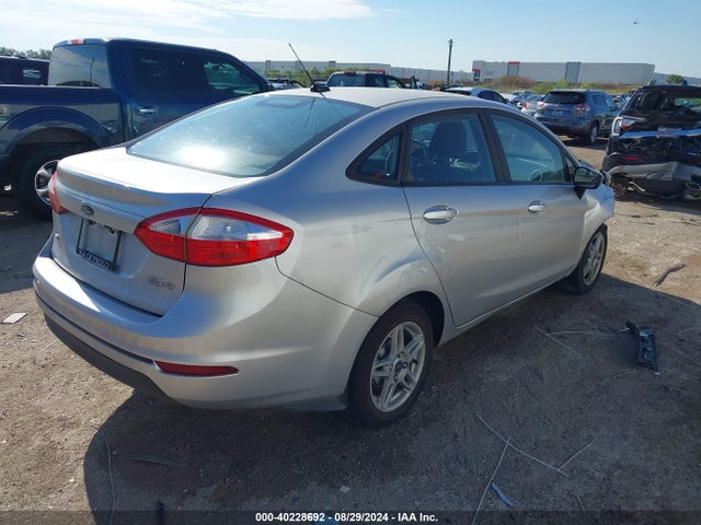 Ford FIESTA SE 2017 3FADP4BJ1HM161966 Image 4