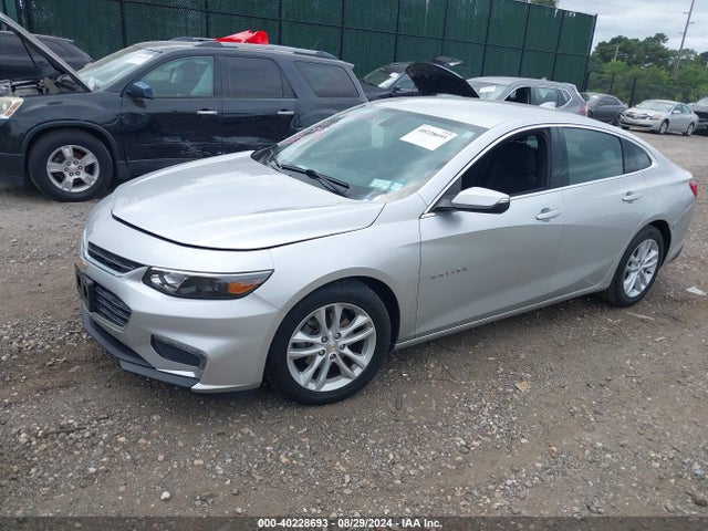 Chevrolet MALIBU LT 2018 1G1ZD5ST5JF144988 Image 2