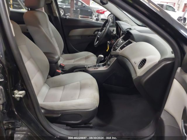 1G1PC5SB5F7119589 Chevrolet Cruze 1lt Auto