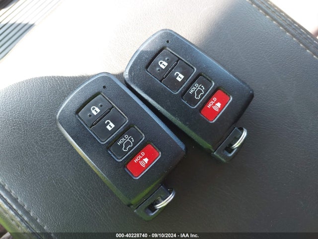 5TDDKRFH0GS318916 Toyota Highlander Limited V6