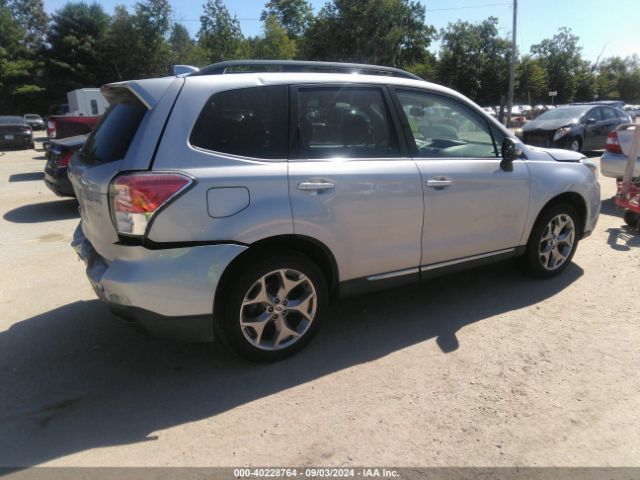 JF2SJAWCXJH546998 Subaru Forester 2.5i Touring