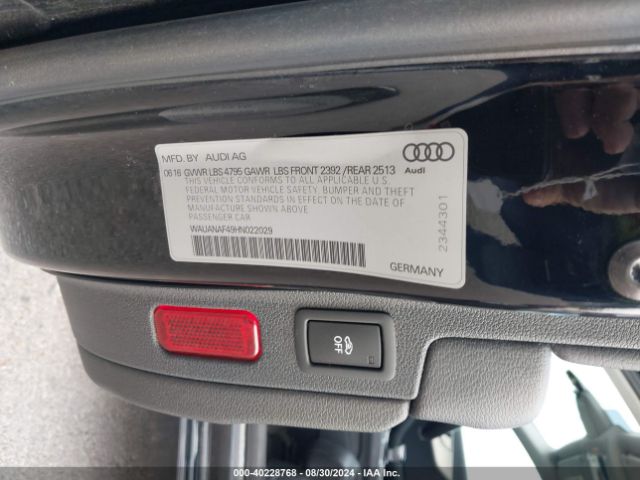 2017 AUDI A4 WAUANAF49HN022029 Photo 8