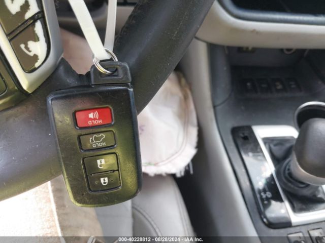 5TDJKRFH9FS114195 Toyota Highlander Xle V6