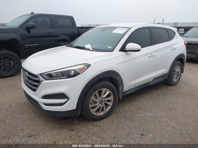 Hyundai TUCSON SE 2017 KM8J23A40HU513508 Image 2