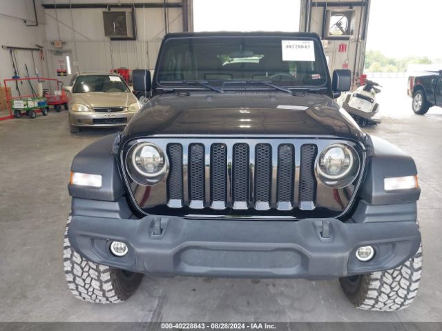 1C4HJXDM0MW746697 Jeep Wrangler Unlimited Sport 4x4