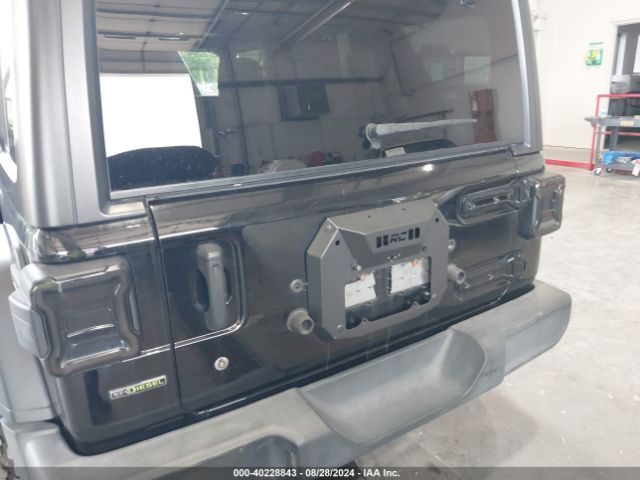 1C4HJXDM0MW746697 Jeep Wrangler Unlimited Sport 4x4