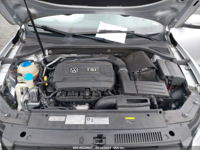 1VWAT7A3XFC115027 Volkswagen Passat 1.8t Limited Edition