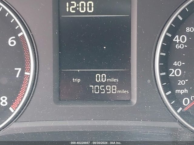 1VWAT7A3XFC115027 Volkswagen Passat 1.8t Limited Edition