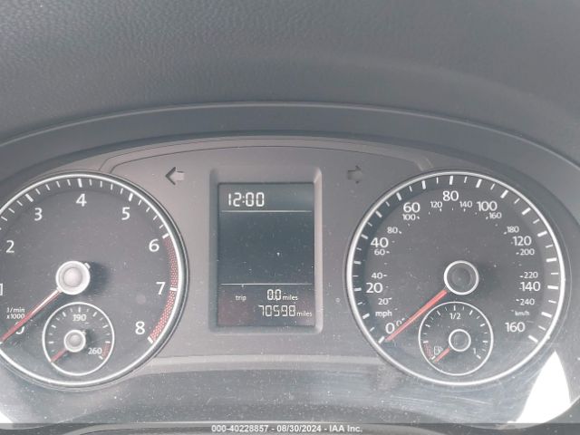 1VWAT7A3XFC115027 Volkswagen Passat 1.8t Limited Edition