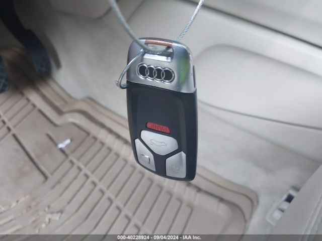 WA1LHAF75HD048947 Audi Q7 2.0t Premium