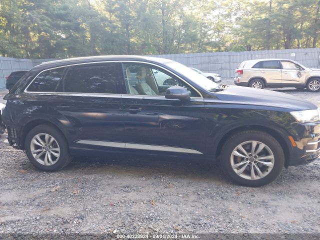 WA1LHAF75HD048947 Audi Q7 2.0t Premium