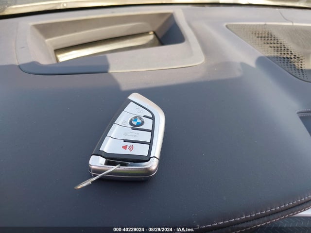 BMW Alpina Xb7 2021 5UXCX6C10M9H49724 Image 11
