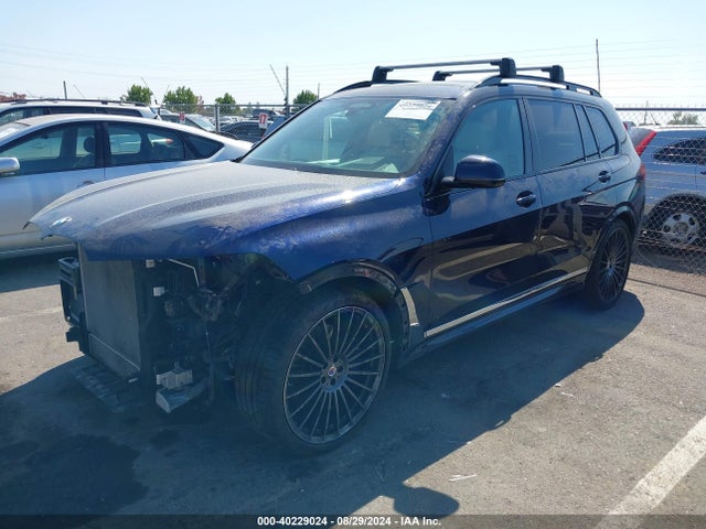 BMW Alpina Xb7 2021 5UXCX6C10M9H49724 Image 2