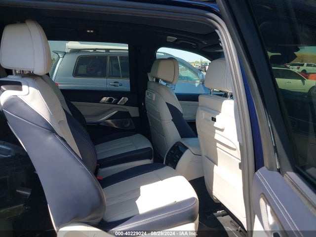 BMW Alpina Xb7 2021 5UXCX6C10M9H49724 Image 8