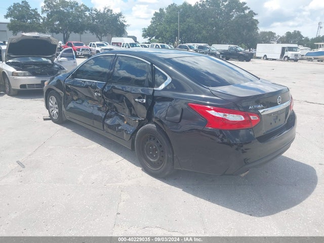 Nissan Altima 2.5 S 2017 1N4AL3AP5HC202616 Image 3