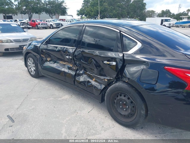 Nissan Altima 2.5 S 2017 1N4AL3AP5HC202616 Image 6