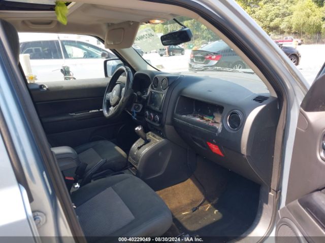 1C4NJRFB4ED531105 Jeep Patriot Latitude