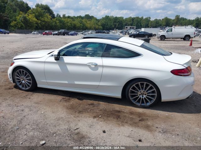 WDDWJ8DB8KF801640 Mercedes-Benz C 300