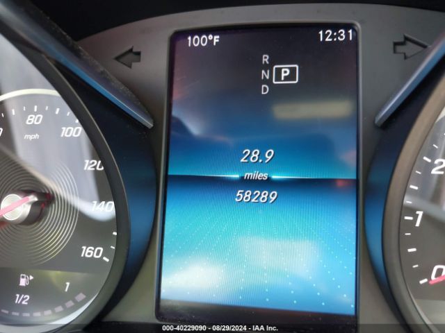 WDDWJ8DB8KF801640 Mercedes-Benz C 300