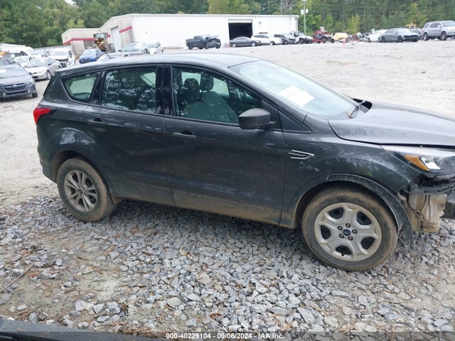 Ford ESCAPE S 2019 1FMCU0F71KUB93336 Image 13