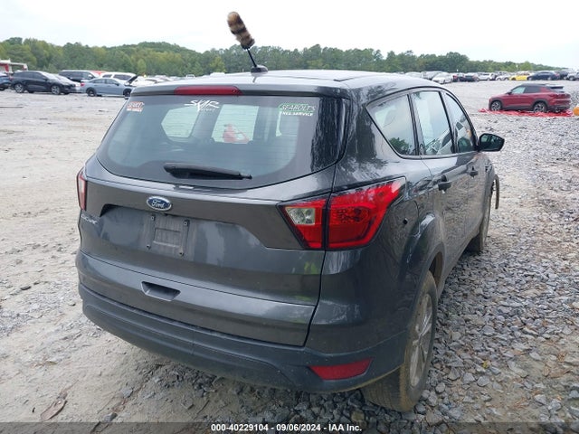 Ford ESCAPE S 2019 1FMCU0F71KUB93336 Image 4
